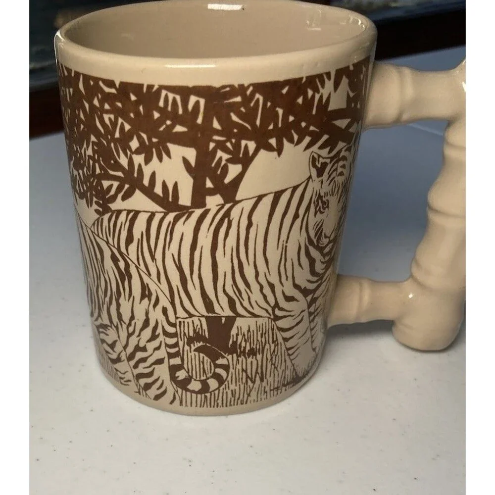 ARNART - Vtg Brown & Tan Tiger Safari Jungle Bamboo Royal Crown Coffee Cup Mug